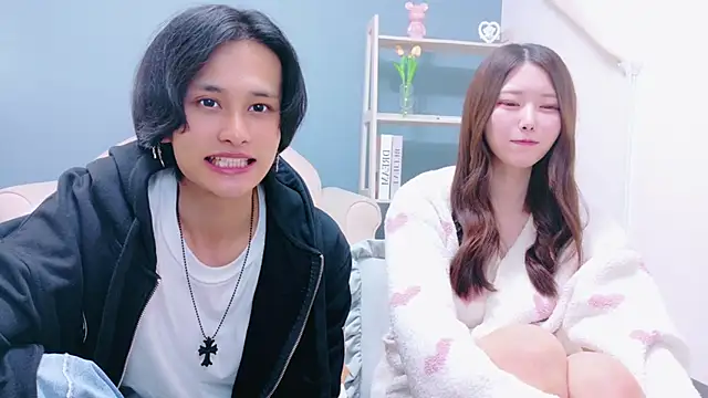 Snapshot of Reto-sama chatting on 18, 11, 2025 Reto-sama online show from 18, 11, 2025