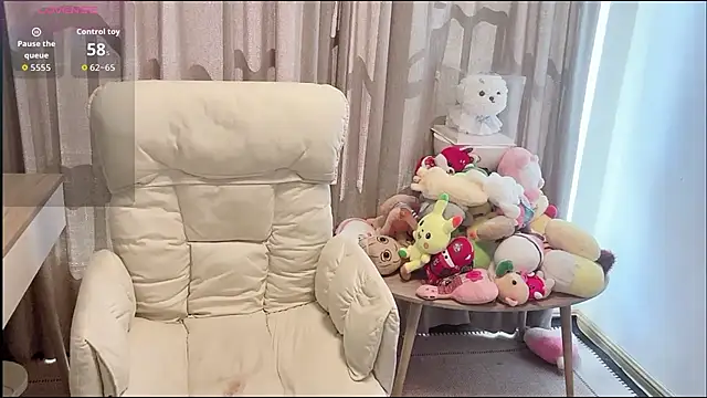 Snapshot of Y-fovik-ii chatting on 6, 10, 2025 Y-fovik-ii online show from 6, 10, 2025