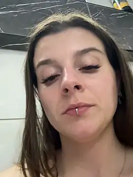 LilyIrons online show from 26, 4, 2026