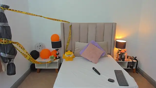 evvaa moon69 online show from 9, 10, 2025