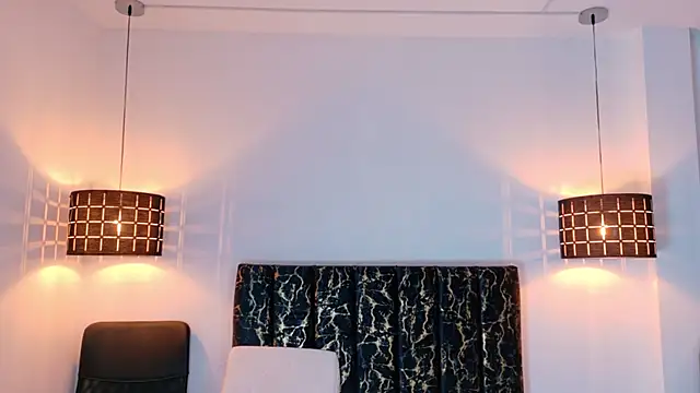 evvaa moon69 online show from 5, 11, 2025