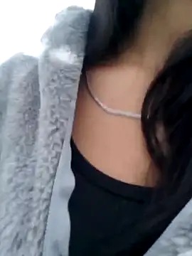 SofieLove 01 online show from 29, 3, 2026