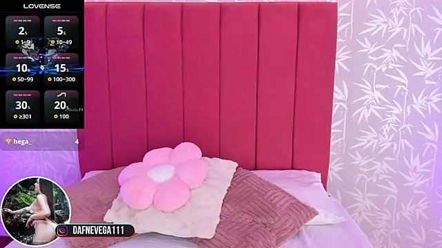 DafneVega online show from 17, 9, 2025