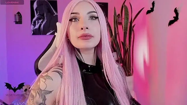 VelvetVampiree online show from 19, 4, 2026