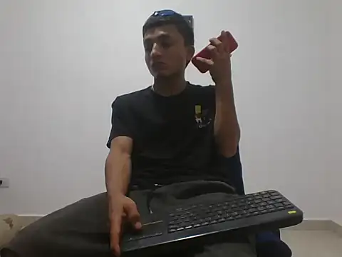 yissus 20  online show from 25, 11, 2025