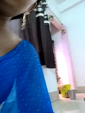 Snapshot of Sofia-ex chatting on 5, 10, 2025 Sofia-ex online show from 5, 10, 2025