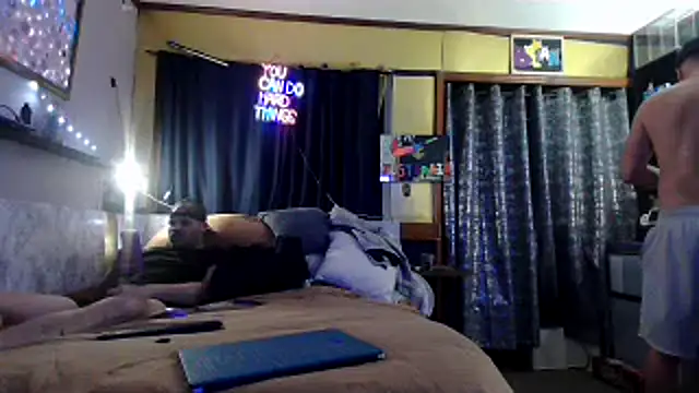 Snapshot of Xstumpy chatting on 9, 4, 2026 Xstumpy online show from 9, 4, 2026