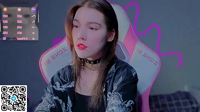 Sophie SkyAngel online show from 25, 4, 2026