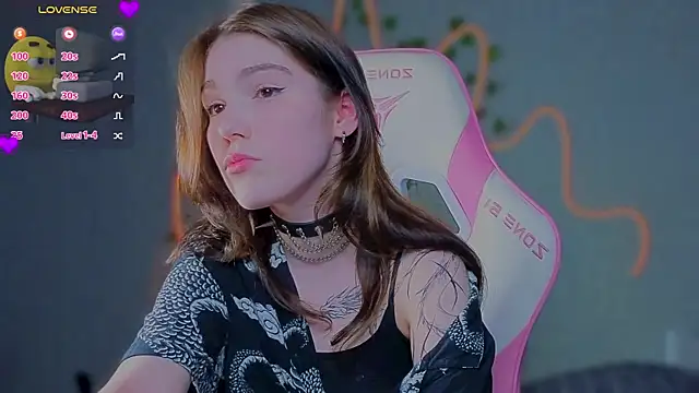 Sophie SkyAngel online show from 3, 8, 2026