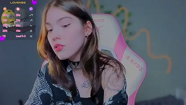Sophie SkyAngel online show from 4, 8, 2026