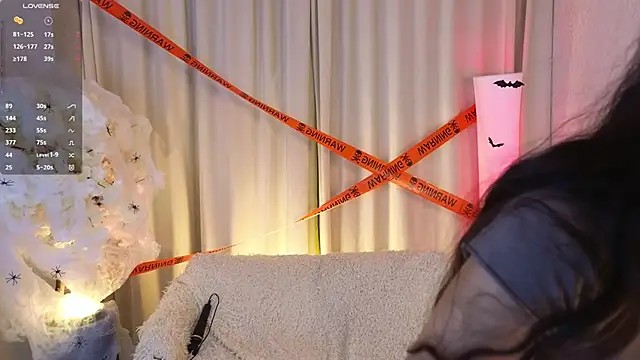 Janet Jee online show from 1, 11, 2025