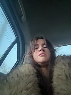 MeganStrain online show from 13, 3, 2026