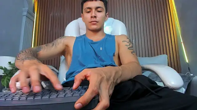 Leo santoro online show from 5, 11, 2025