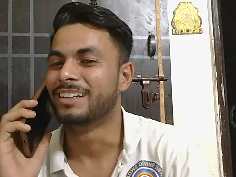 ursdreamperson online show from 26, 4, 2026