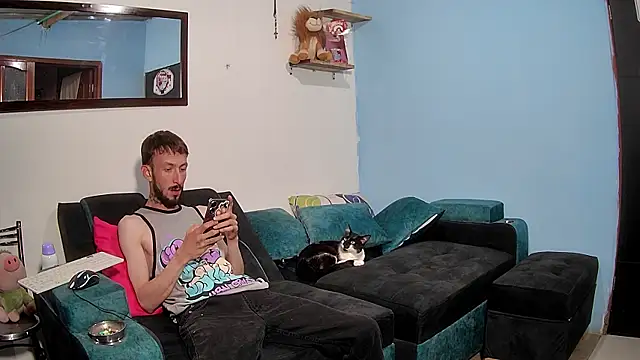 Snapshot of tom-y-alexa chatting on 5, 10, 2025 tom-y-alexa online show from 5, 10, 2025