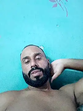 Snapshot of amitkumarkangra chatting on 23, 9, 2025 amitkumarkangra online show from 23, 9, 2025