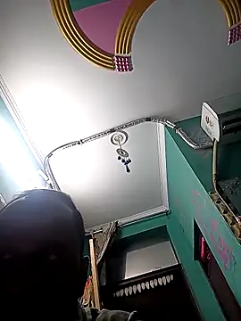 Snapshot of amitkumarkangra chatting on 3, 10, 2025 amitkumarkangra online show from 3, 10, 2025