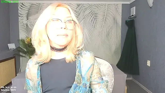 Wendy Waves online show from 28, 6, 2026