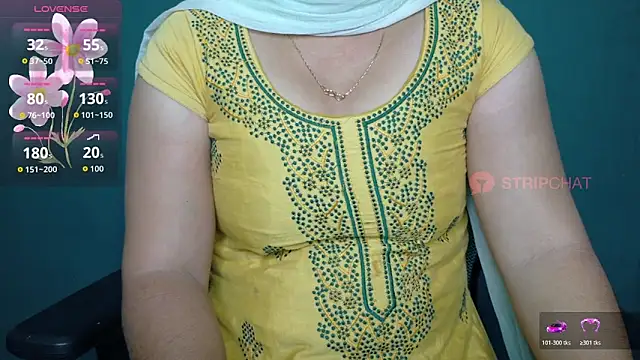 Snapshot of megHana_teLugGu chatting on 18, 3, 2026 megHana teLugGu online show from 18, 3, 2026