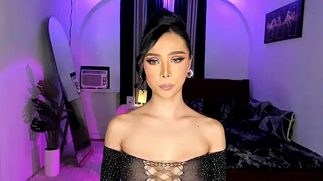 Snapshot of ElektraPrince chatting on 17, 11, 2025 ElektraPrince online show from 17, 11, 2025