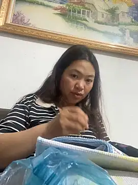 Nhung584 online show from 15, 10, 2025