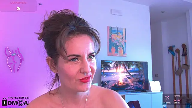 Snapshot of Witch_in_Silk chatting on 24, 10, 2025 Witch in Silk online show from 24, 10, 2025