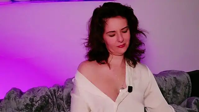 Snapshot of Witch_in_Silk chatting on 11, 1, 2026 Witch in Silk online show from 11, 1, 2026