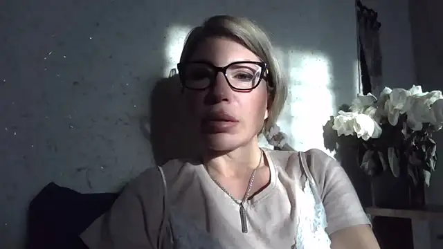 fox red lady7 online show from 3, 2, 2026