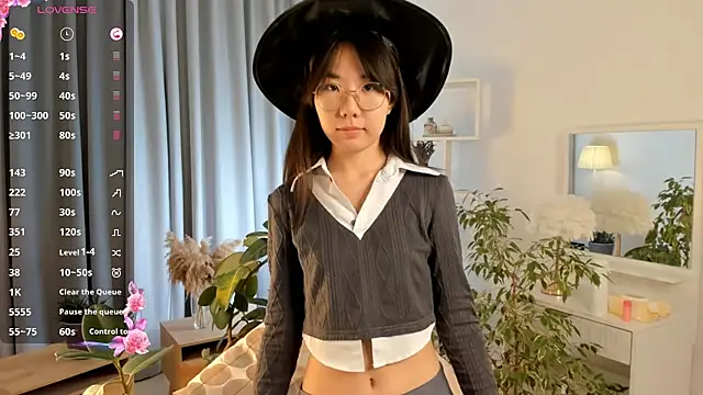 UdelaDodson online show from 1, 10, 2025