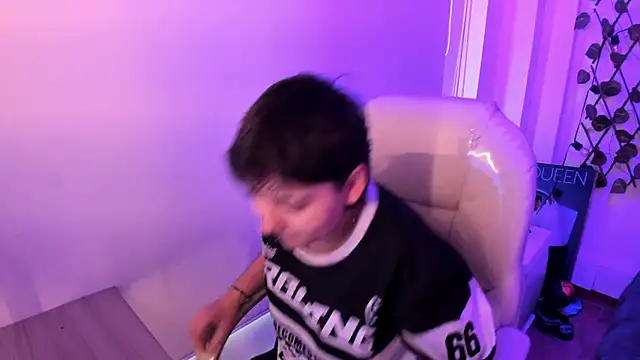 Nathaly ds online show from 11, 3, 2026