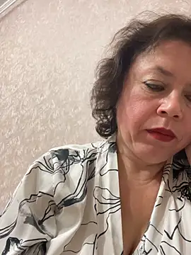 Kiravix online show from 3, 12, 2025