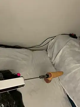 Ozge-SluttyScream69 online show from 26, 4, 2026