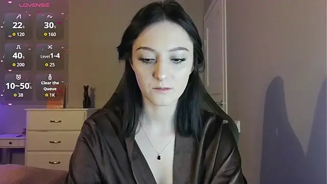 white liillyy online show from 28, 4, 2026