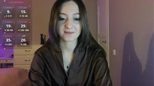 Snapshot of white_liillyy chatting on 14, 5, 2026 white liillyy online show from 14, 5, 2026