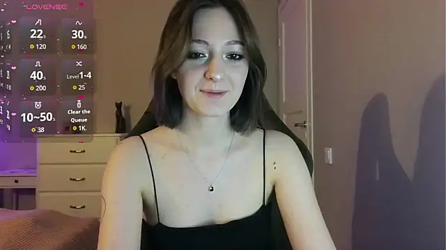 Snapshot of white_liillyy chatting on 17, 5, 2026 white liillyy online show from 17, 5, 2026