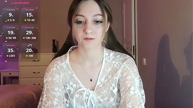 Snapshot of white_liillyy chatting on 11, 6, 2026 white liillyy online show from 11, 6, 2026