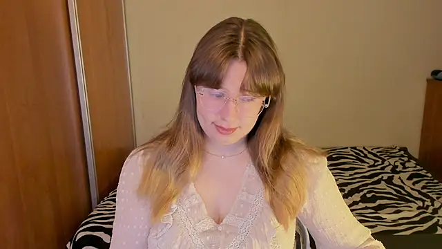 Snapshot of just_fucked777 chatting on 25, 6, 2026 just fucked777 online show from 25, 6, 2026
