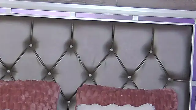 Snapshot of LunaHart chatting on 5, 5, 2026 LunaHart online show from 5, 5, 2026