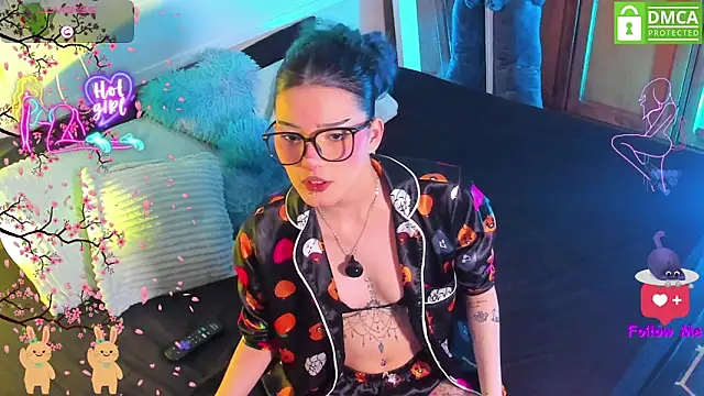 Bluedarkelf888 online show from 28, 4, 2026