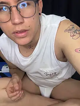 Kurtxxx22 online show from 24, 11, 2025