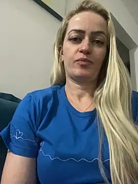 Snapshot of Alerquinasc chatting on 3, 10, 2025 Alerquinasc online show from 3, 10, 2025