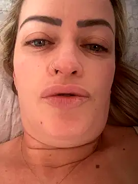 Snapshot of Alerquinasc chatting on 31, 10, 2025 Alerquinasc online show from 31, 10, 2025