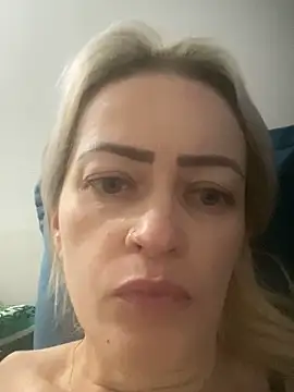 Snapshot of Alerquinasc chatting on 30, 11, 2025 Alerquinasc online show from 30, 11, 2025