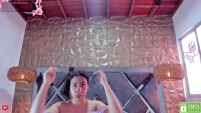 Selene  Lopez  online show from 22, 3, 2026