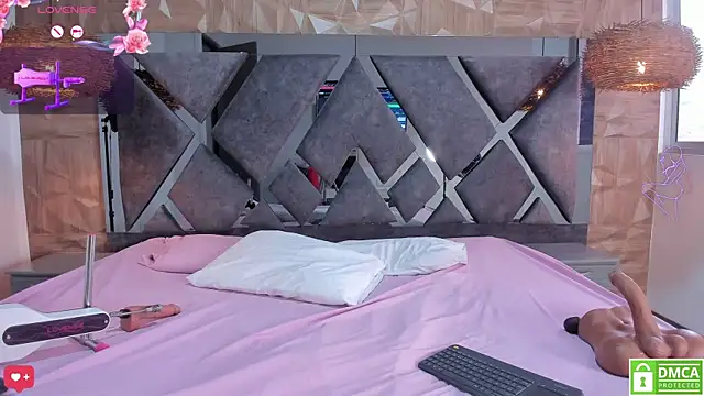 Selene  Lopez  online show from 22, 4, 2026