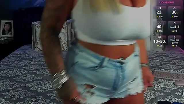 Sierra Quinn online show from 22, 6, 2026