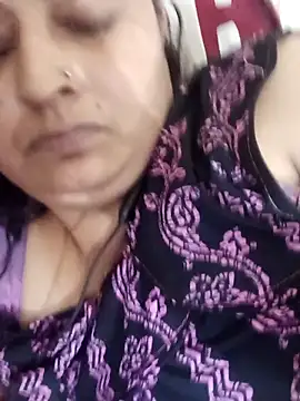 Snapshot of Sexey-Rani chatting on 16, 11, 2025 Sexey-Rani online show from 16, 11, 2025