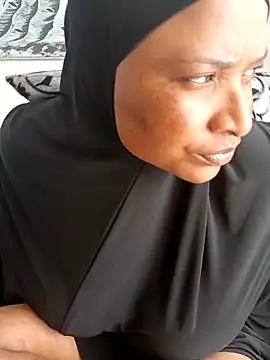 Sweetbxxx24 online show from 20, 4, 2026