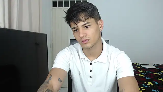 Alex mojica online show from 26, 9, 2025