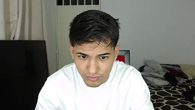 Alex mojica online show from 1, 10, 2025